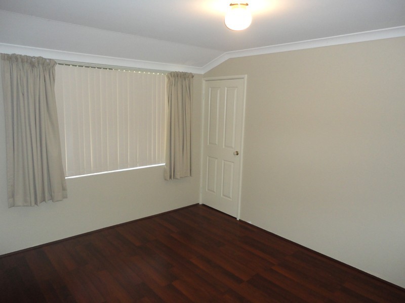 16 Kew Way, Success WA 6164