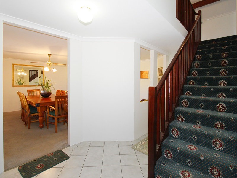 14 Brockwell Place, Oakford WA 6121