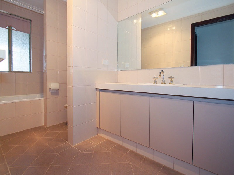 14 Brockwell Place, Oakford WA 6121