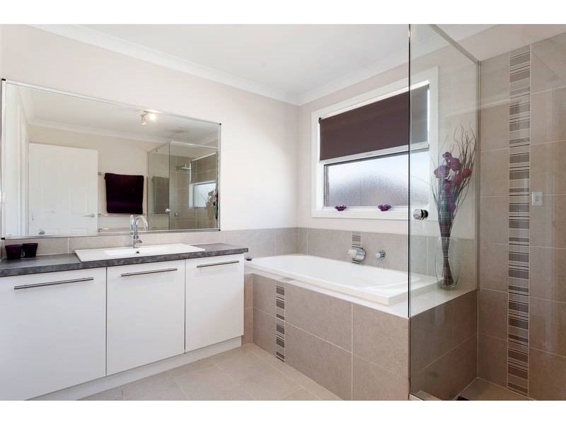 48 Peregrine Circle, Beeliar WA 6164