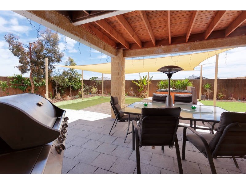 48 Peregrine Circle, Beeliar WA 6164