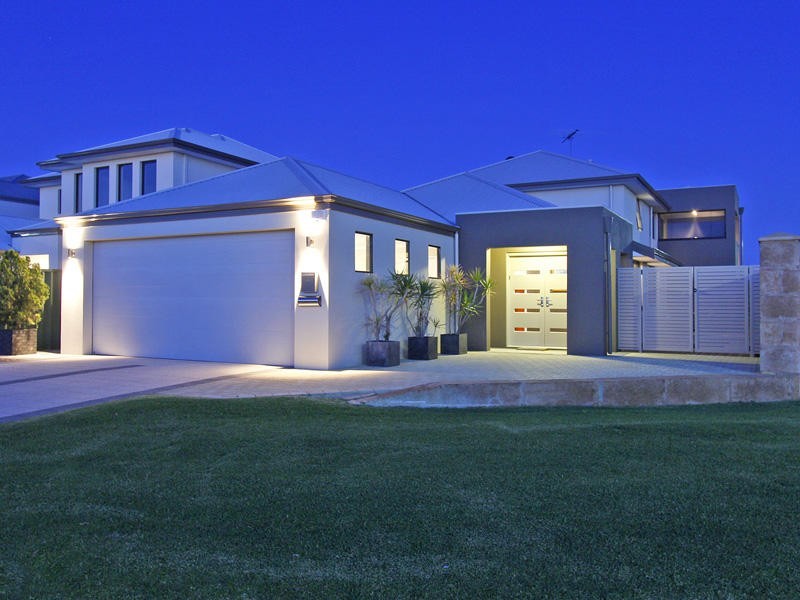 2 Noosa Lane, Aubin Grove WA 6164