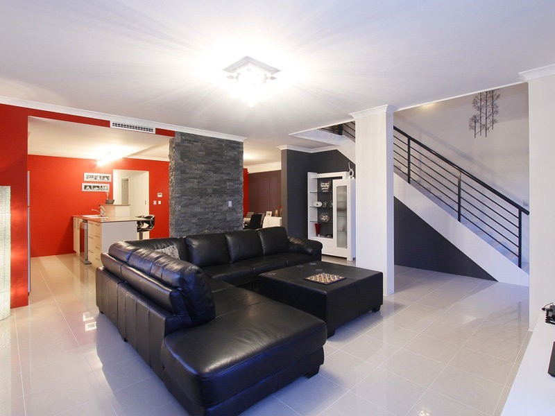 2 Noosa Lane, Aubin Grove WA 6164