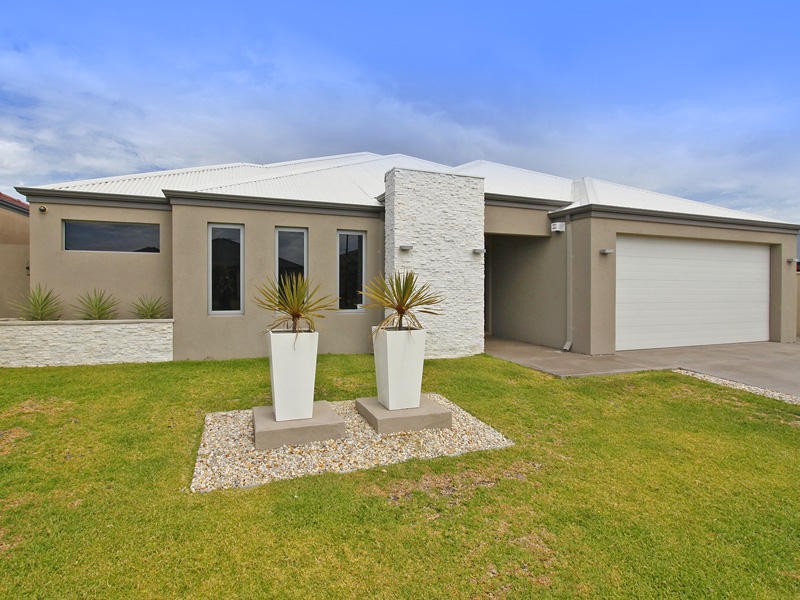 9 Isaac Street, Hammond Park WA 6164
