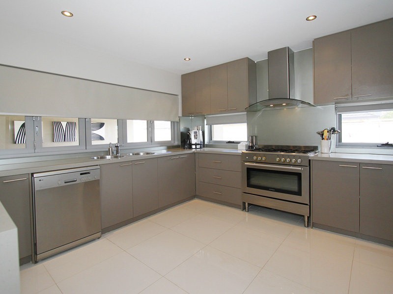 9 Isaac Street, Hammond Park WA 6164