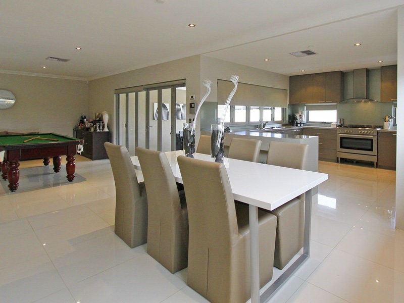 9 Isaac Street, Hammond Park WA 6164