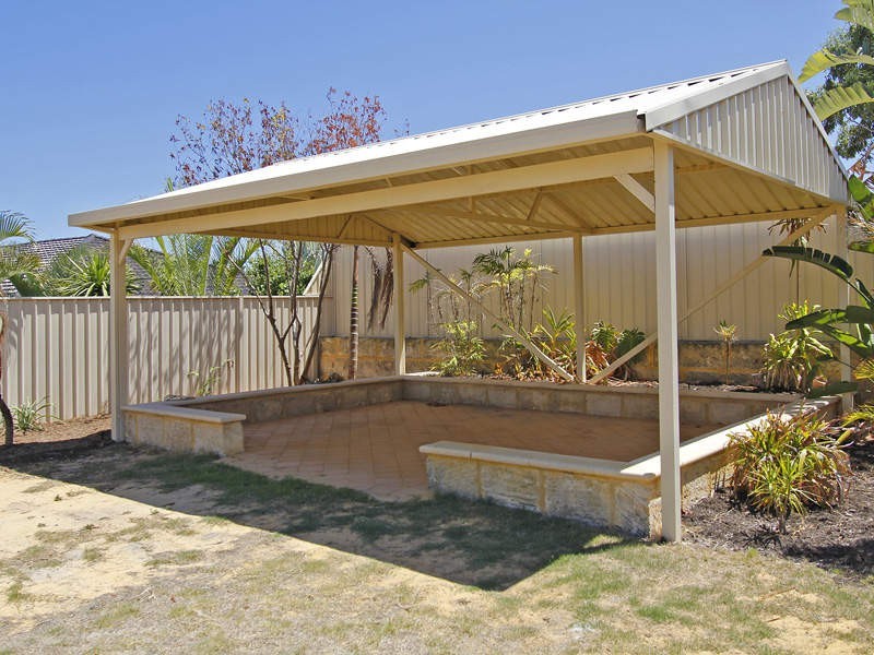 7 Breaden Pass, Success WA 6164