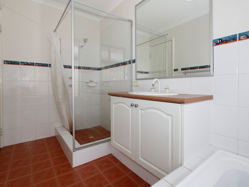 22 Leichhardt Cross, Hammond Park WA 6164