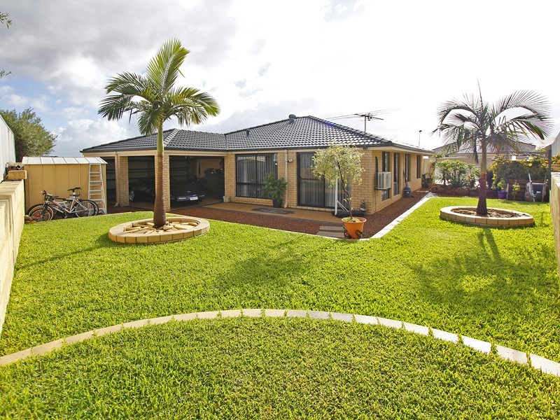 1 Nunney Road, Orelia WA 6167