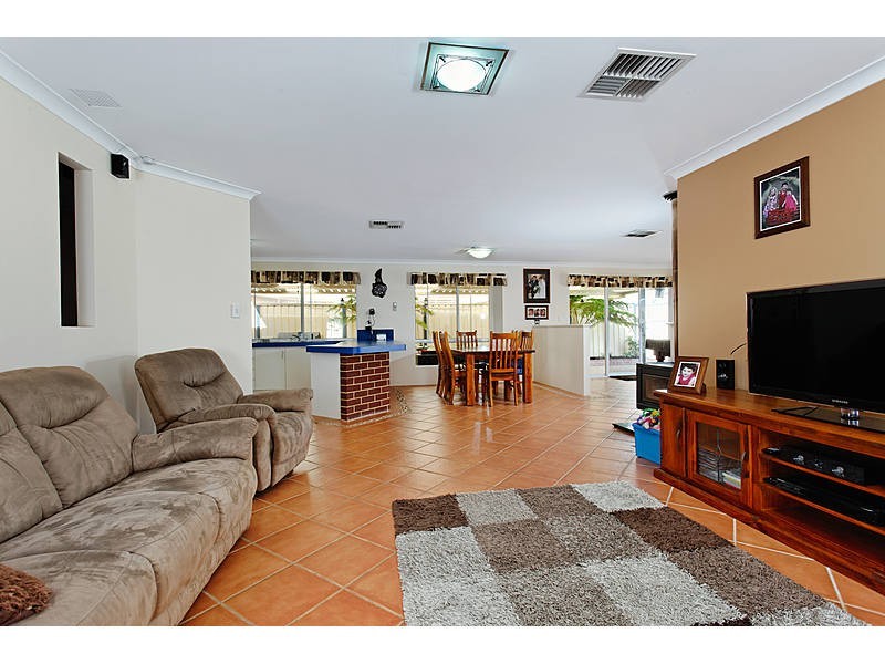38 Centennial Avenue, Bertram WA 6167