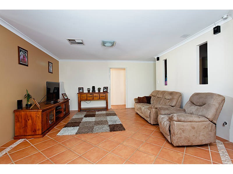 38 Centennial Avenue, Bertram WA 6167