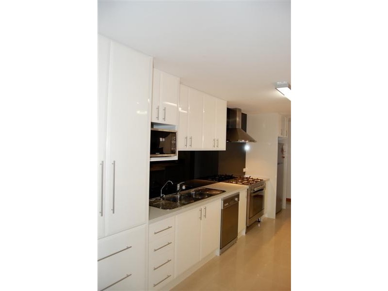 10 Tindal Avenue, Yangebup WA 6164