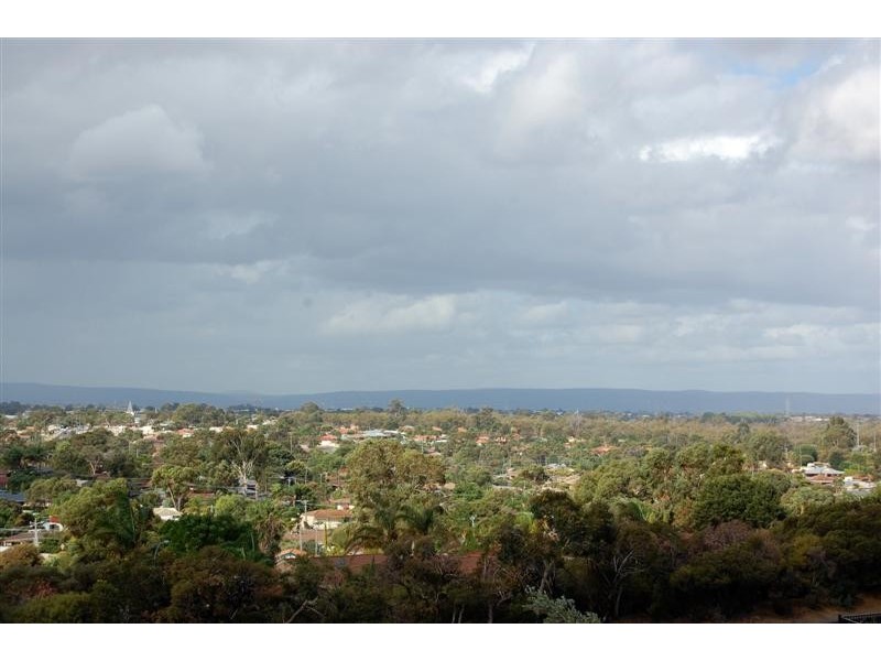 10 Tindal Avenue, Yangebup WA 6164