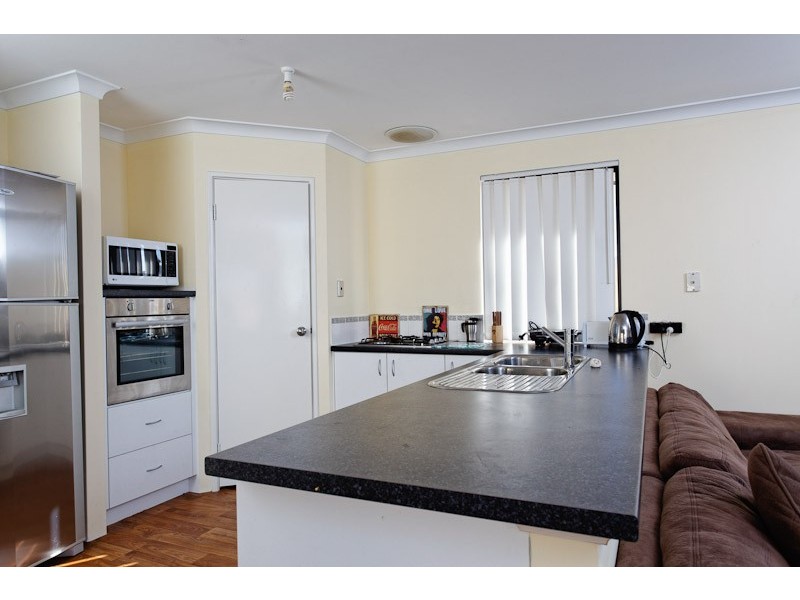 22 Serotina Lane, Aubin Grove WA 6164