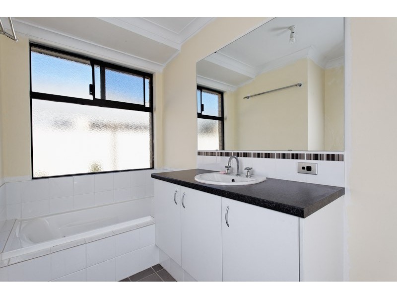 22 Serotina Lane, Aubin Grove WA 6164