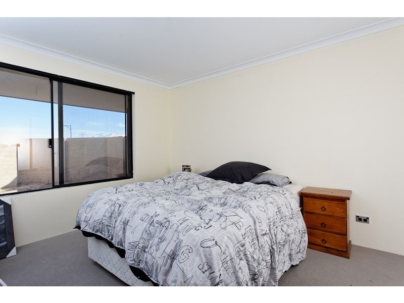 22 Serotina Lane, Aubin Grove WA 6164