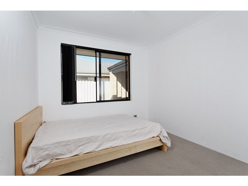 22 Serotina Lane, Aubin Grove WA 6164