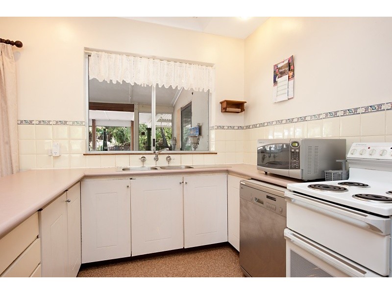 95 River Road, Kelmscott WA 6111