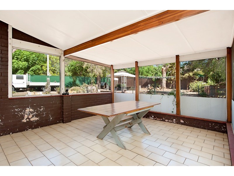 95 River Road, Kelmscott WA 6111