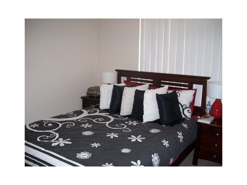 13 Mounsey Street, Kardinya WA 6163