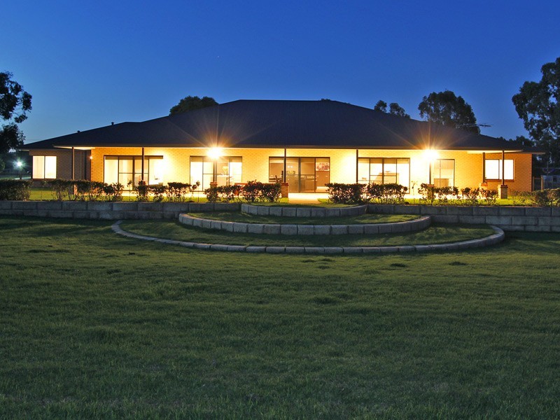 74 Coffey Road, Banjup WA 6164