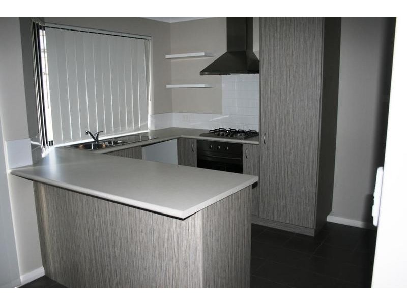 22 Hazlett Way, Canning Vale WA 6155