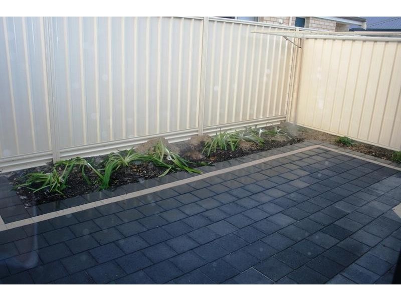 22 Hazlett Way, Canning Vale WA 6155