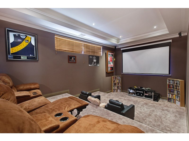 7 Tidewater Close, Yangebup WA 6164