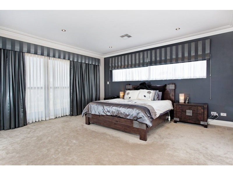 7 Tidewater Close, Yangebup WA 6164