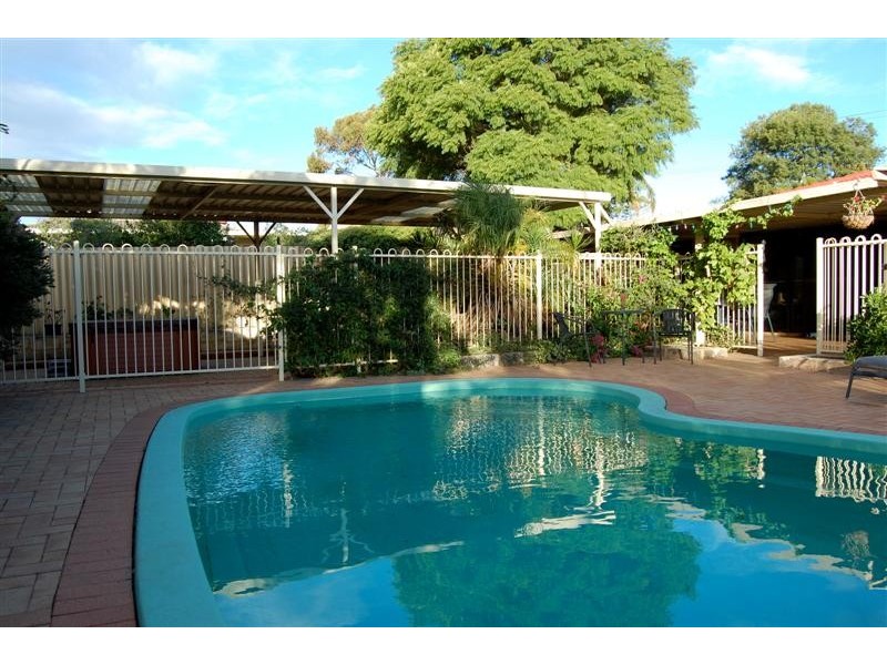 321 Yangebup Road, Yangebup WA 6164