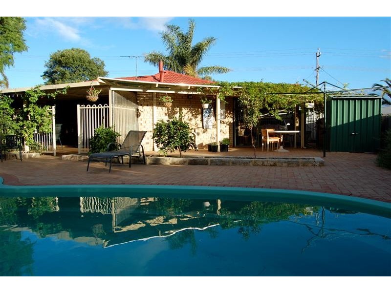 321 Yangebup Road, Yangebup WA 6164