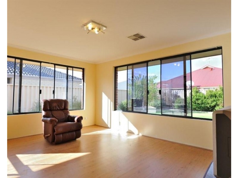 14 Unity Way, Atwell WA 6164