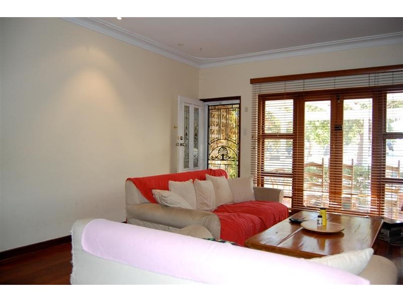 7 Cooke Street, Hilton WA 6163