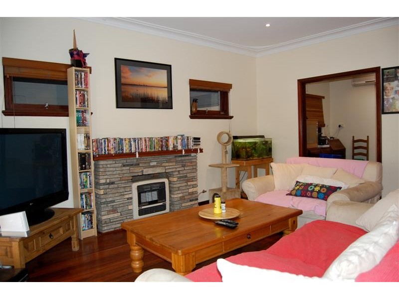 7 Cooke Street, Hilton WA 6163