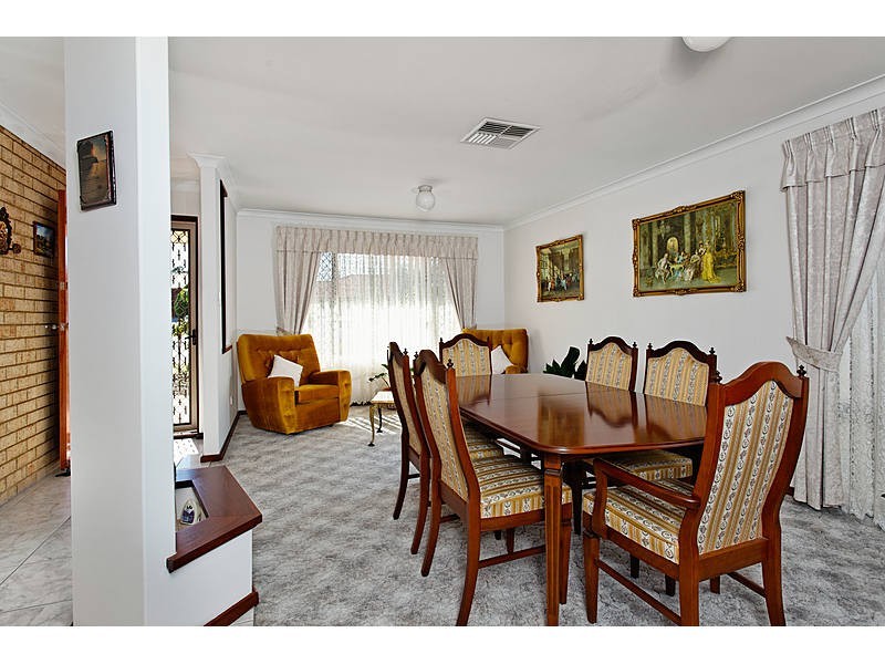 12A Crossland Way, Kardinya WA 6163