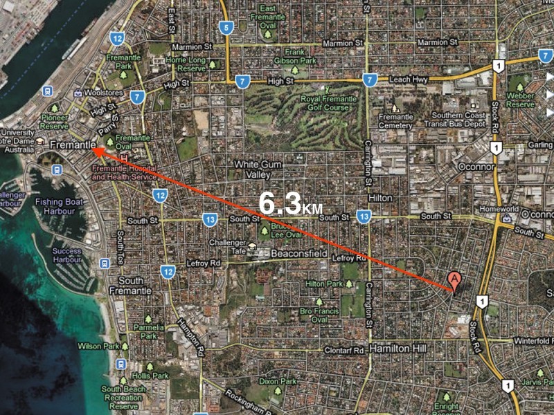 2 Cooke Street, Hilton WA 6163