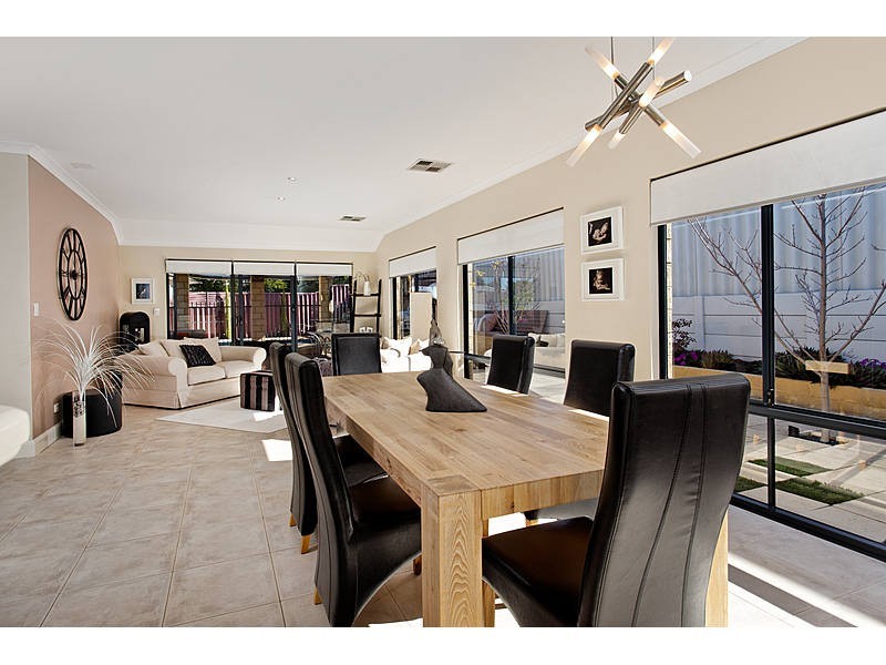 5 Pavonia Heights, South Lake WA 6164