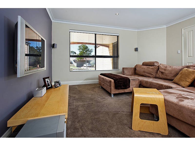 5 Pavonia Heights, South Lake WA 6164