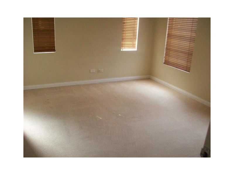 5/25 Ellesmere Circuit, Success WA 6164