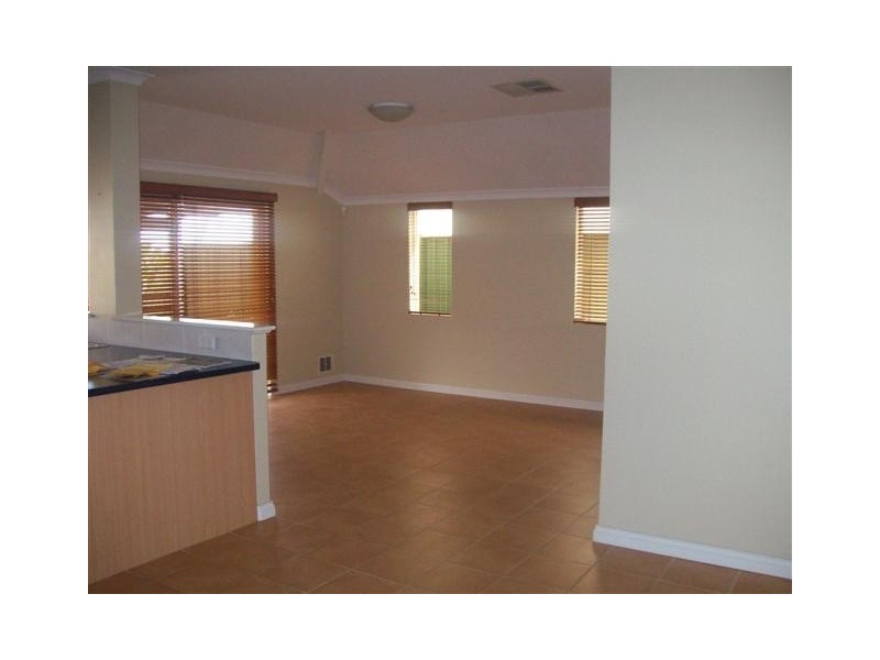 5/25 Ellesmere Circuit, Success WA 6164