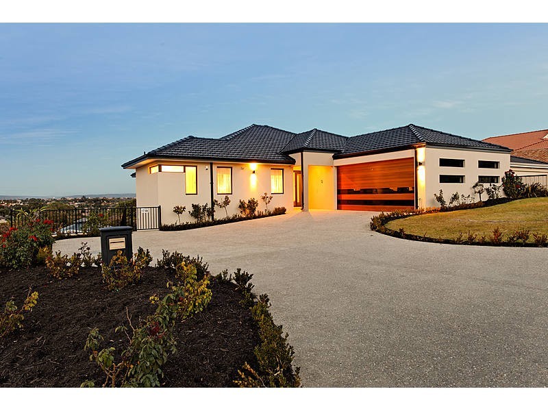 13 Tindal Avenue, Yangebup WA 6164
