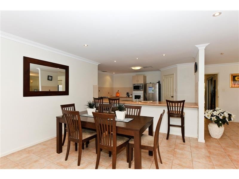 10 Ivankovich Avenue, Beeliar WA 6164