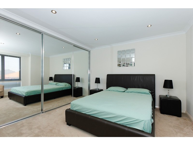 11/18 Deanmore Bend, Hammond Park WA 6164