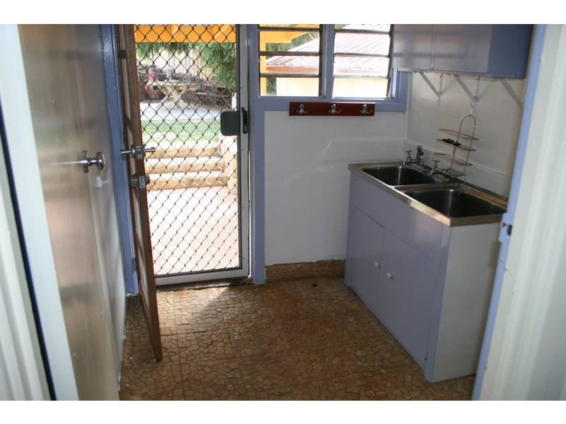 42 Garling Street, Willagee WA 6156