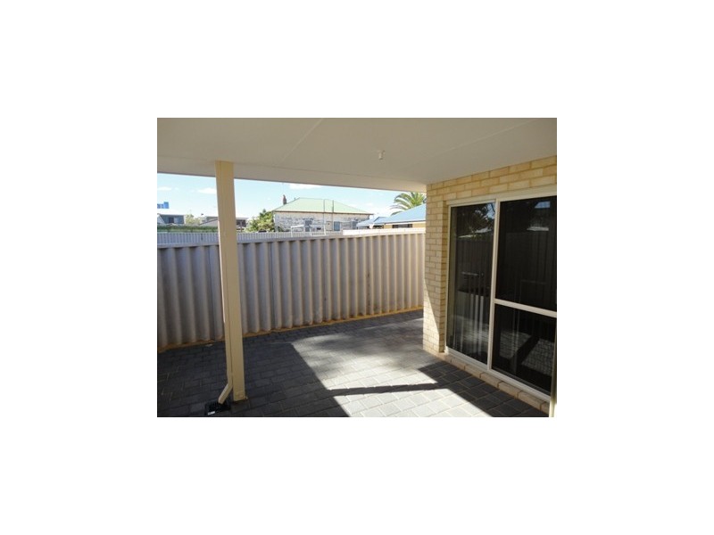 3/21 Weld Street, Rockingham WA 6168