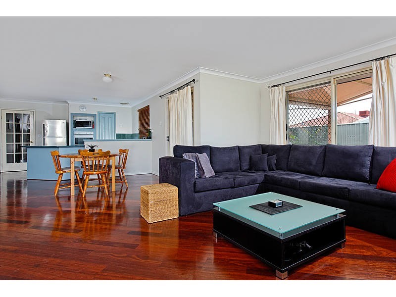 196 Brenchley Drive, Atwell WA 6164