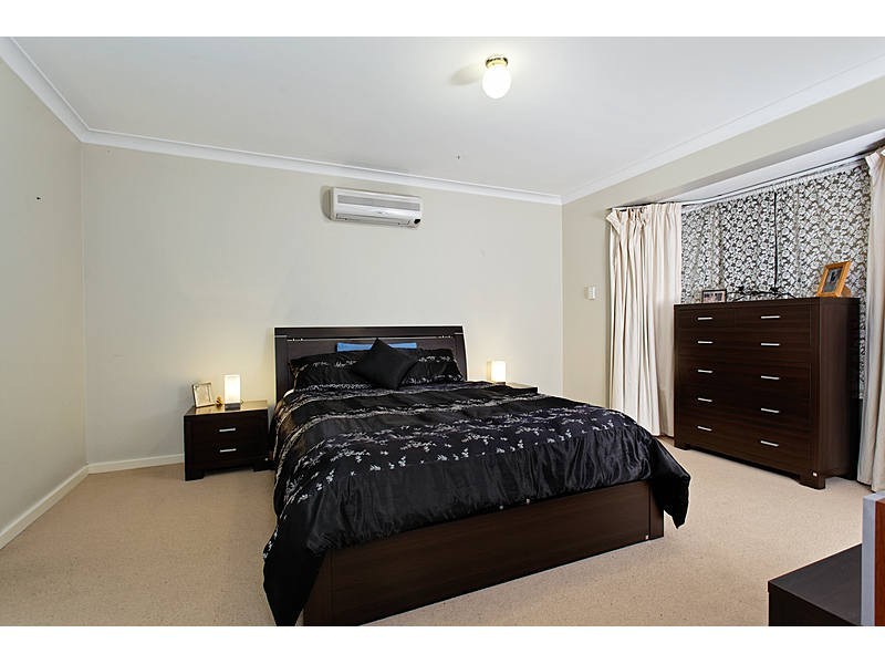 196 Brenchley Drive, Atwell WA 6164