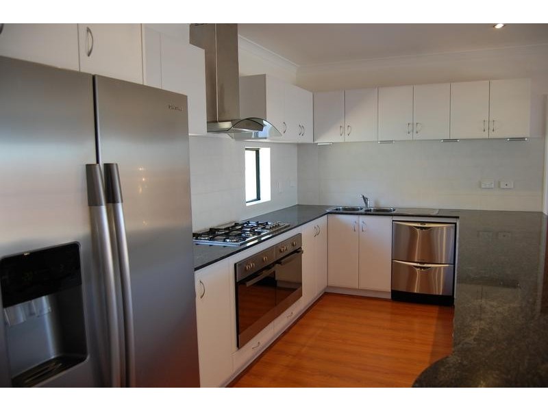 4 Aitken Road, Mount Richon WA 6112