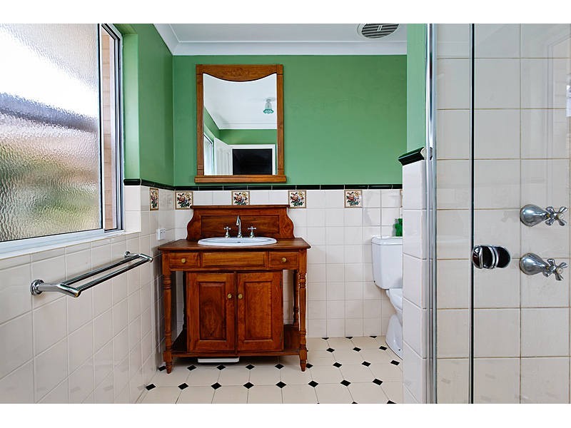 1 Cordelia Avenue, Coolbellup WA 6163