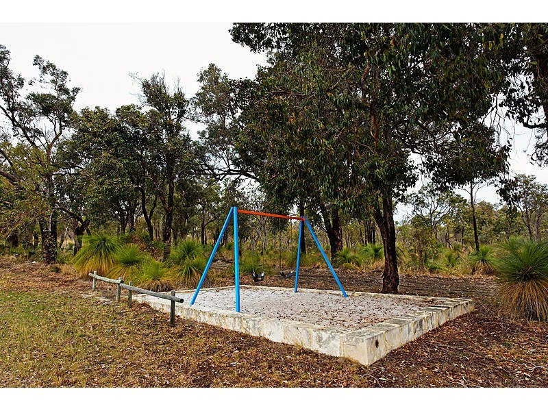 1 Cordelia Avenue, Coolbellup WA 6163